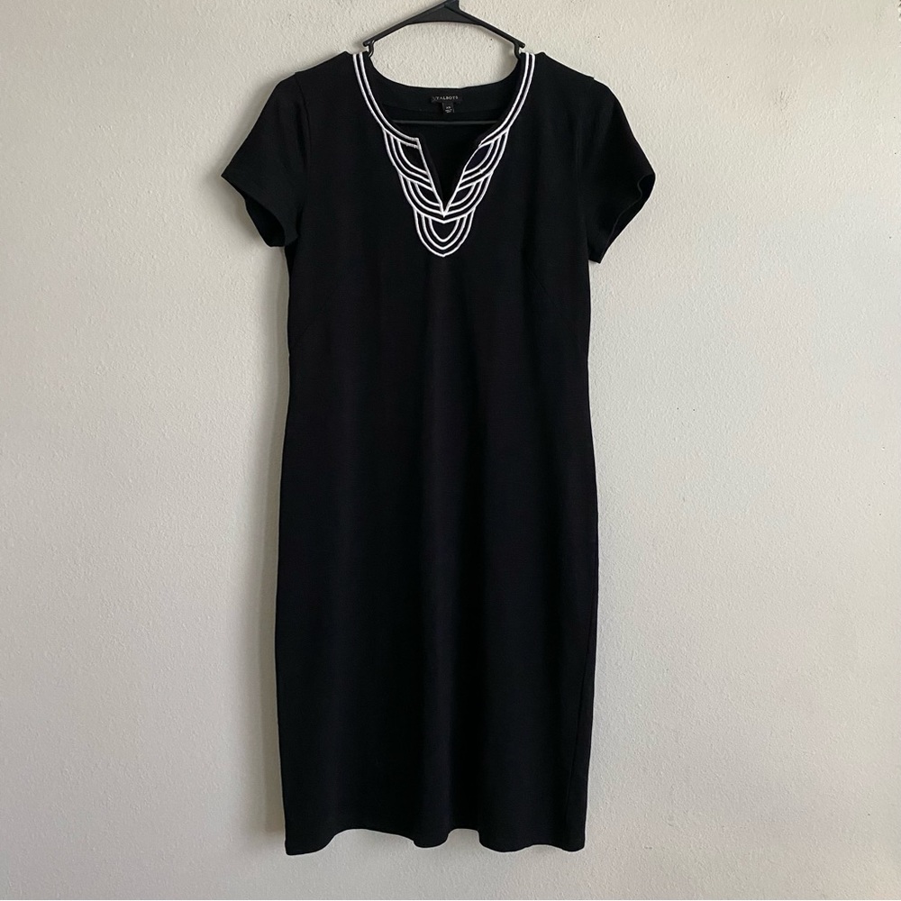Talbots Embroidered V Neck Short Sleeve Cotton Shift Dress Black White Medium